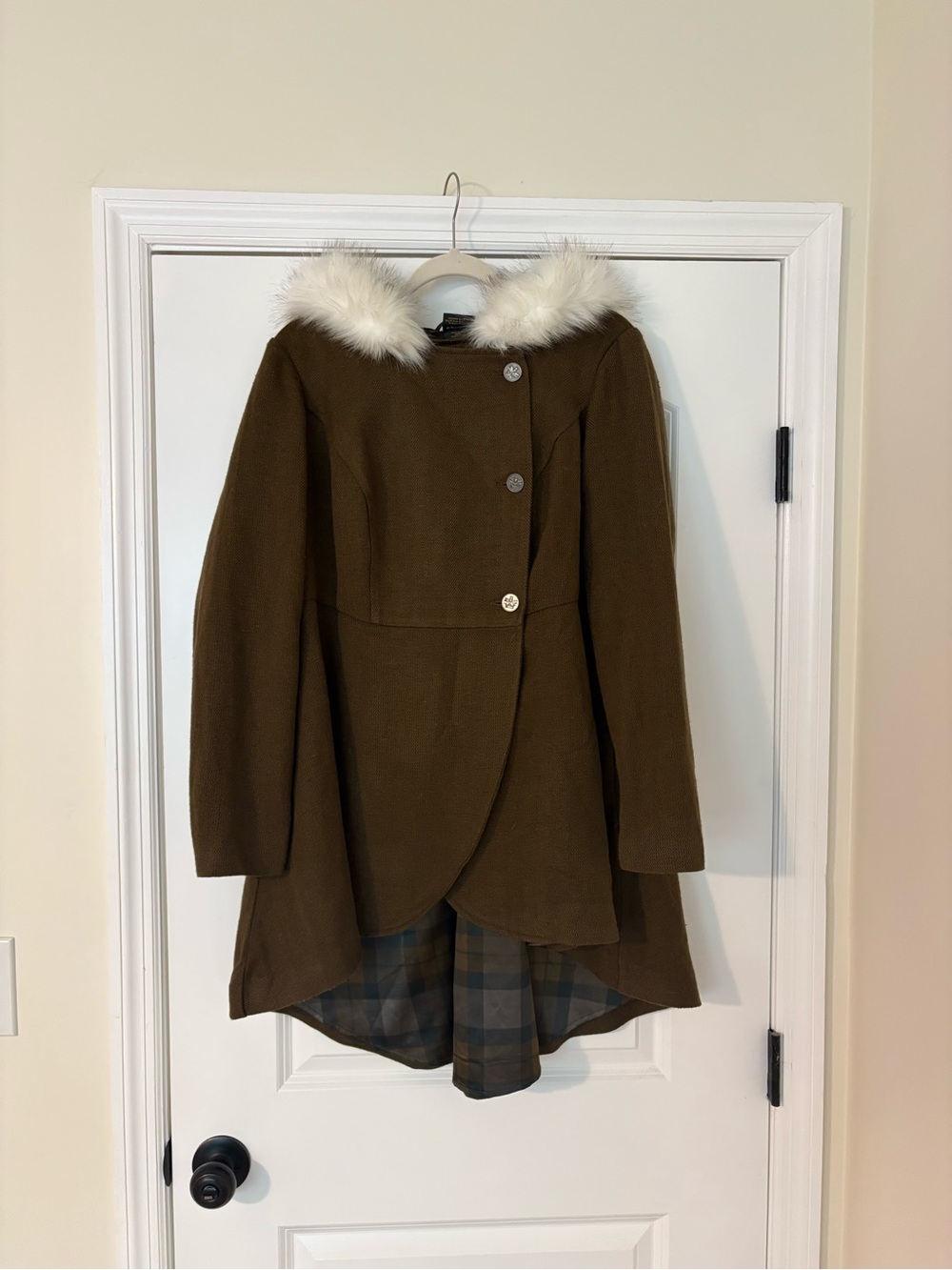 Women’s Outlander Tweed Olive Coat with Faux Fur Hood